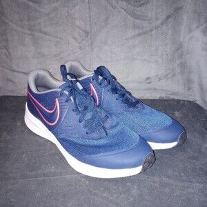 Nike Star Runner 2.0 Sneakers Size 7Y EUC